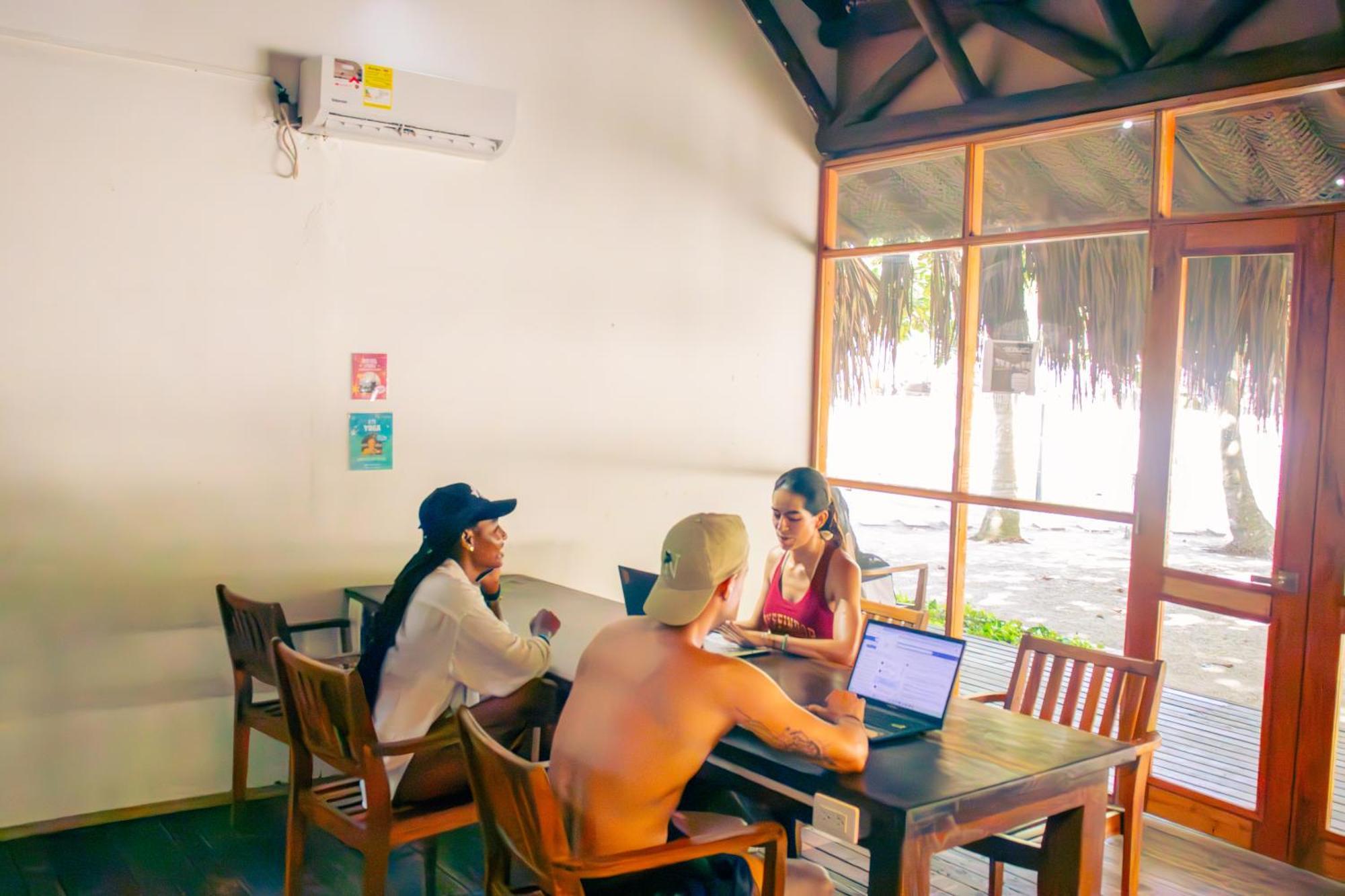 Viajero Tayrona Hostel & Ecohabs บูรีตากา ภายนอก รูปภาพ